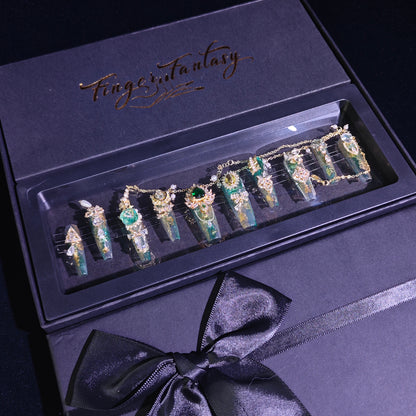 Finger Fantasy- Crystal Fantasy Luxury Rhinestone Handmade Press-On Nail Set with Gift Box & Greeting Card, 10pcs Elegant Nail Art Kit for Manicure, Perfect for Gifts and Holiday Glam(DM0031-35)