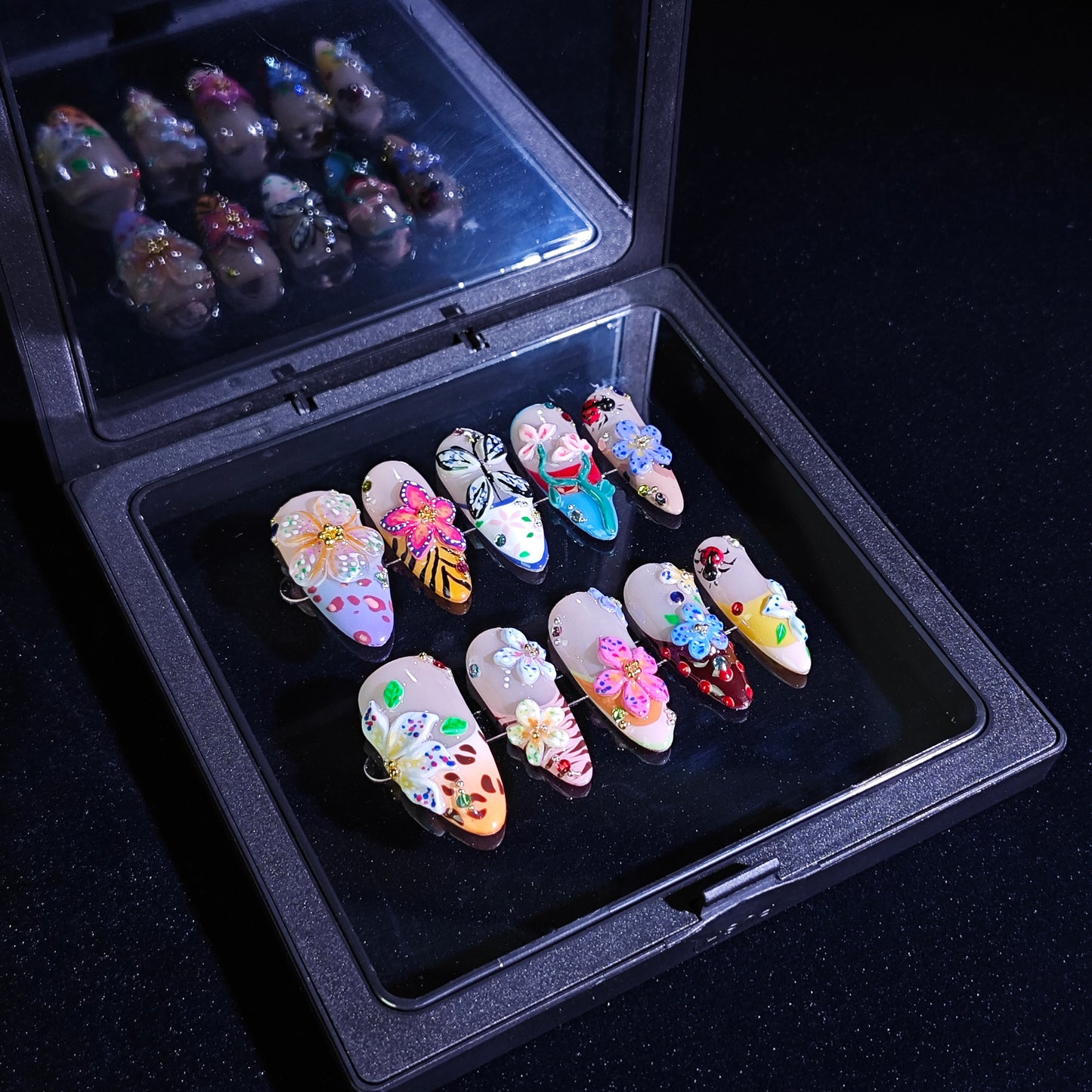 Finger Fantasy-Classic Fantasy Luxury Handmade Press On Nail Set with Gift Box & Greeting Card, 10pcs Elegant Nail Art Kit for Manicure, Perfect for Gifts and Holiday Glam(NM0013)