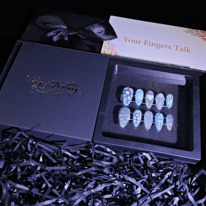 Finger Fantasy-Classic Fantasy Luxury Handmade Press On Nail Set with Gift Box & Greeting Card, 10pcs Elegant Nail Art Kit for Manicure, Perfect for Gifts and Holiday Glam(NM0003)