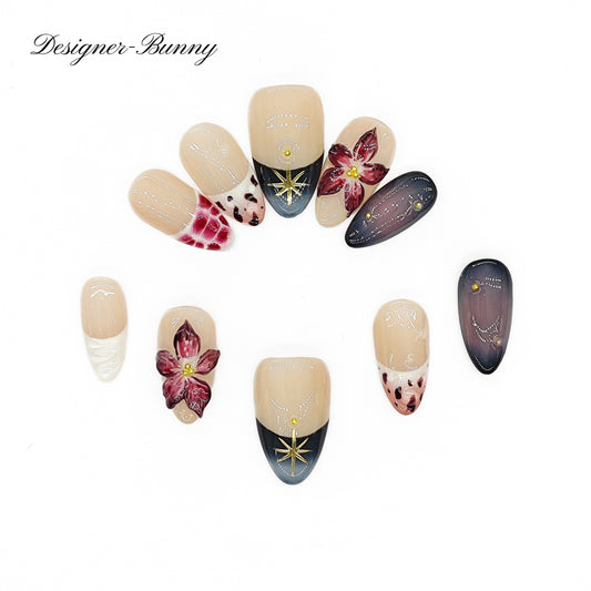 Finger Fantasy-Classic Fantasy Luxury Handmade Press On Nail Set with Gift Box & Greeting Card, 10pcs Elegant Nail Art Kit for Manicure, Perfect for Gifts and Holiday Glam(NM0009)